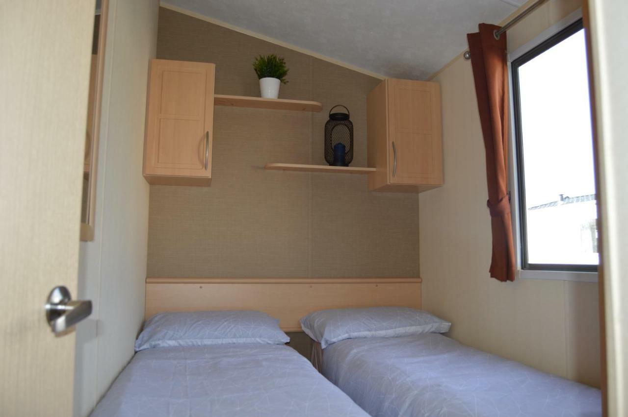 Static Caravan-Haven, Lake District Hotel Flookburgh Bagian luar foto