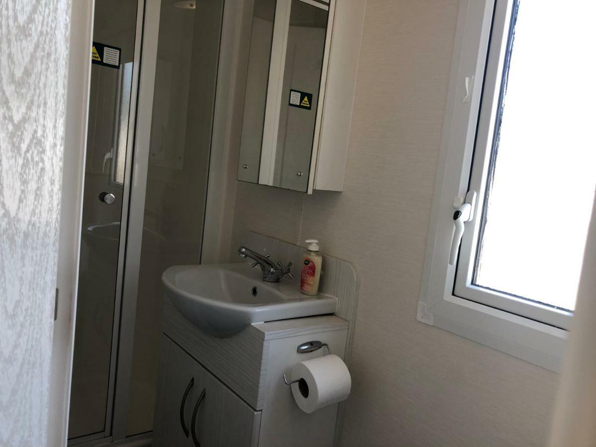 Static Caravan-Haven, Lake District Hotel Flookburgh Bagian luar foto